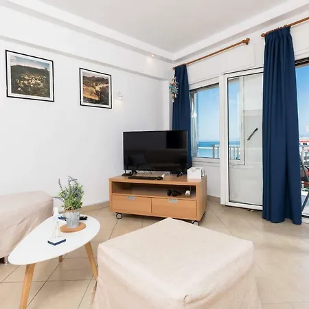 Promenade Sea View *